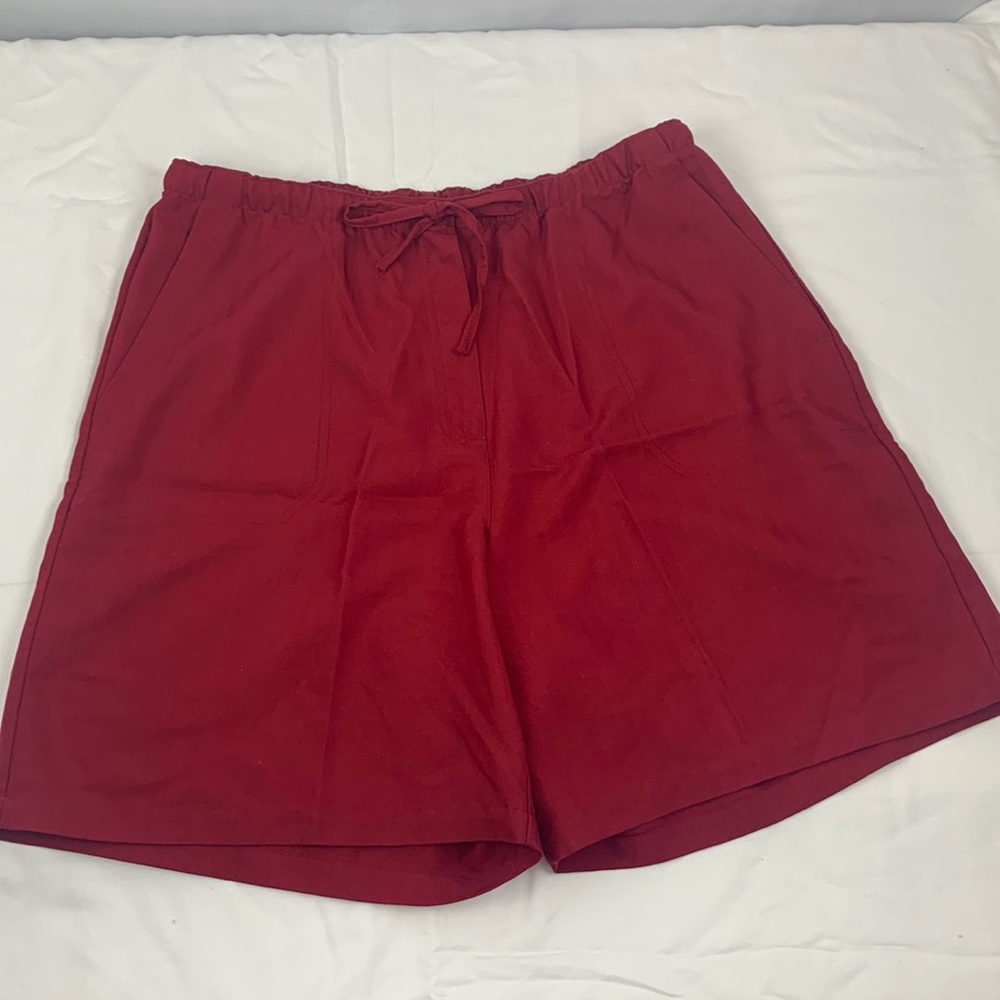 Marsh Landing burgundy shorts